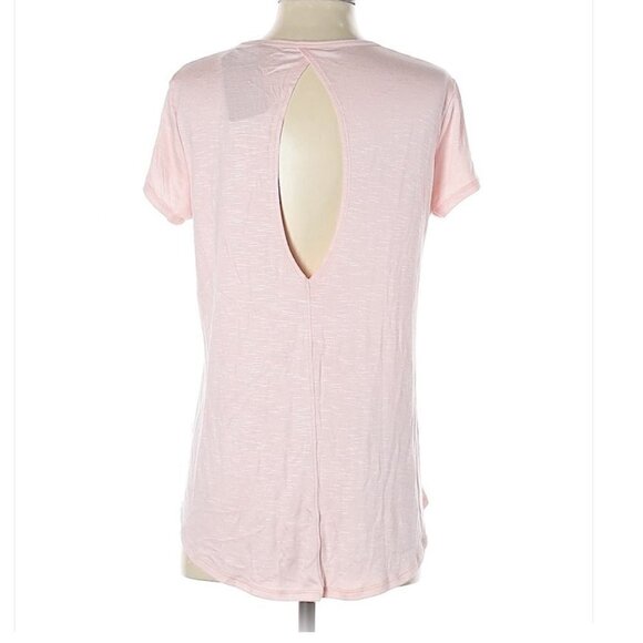 NWT Vie Active Short Sleeve Cut Out Back Top Small - Picture 3 of 5